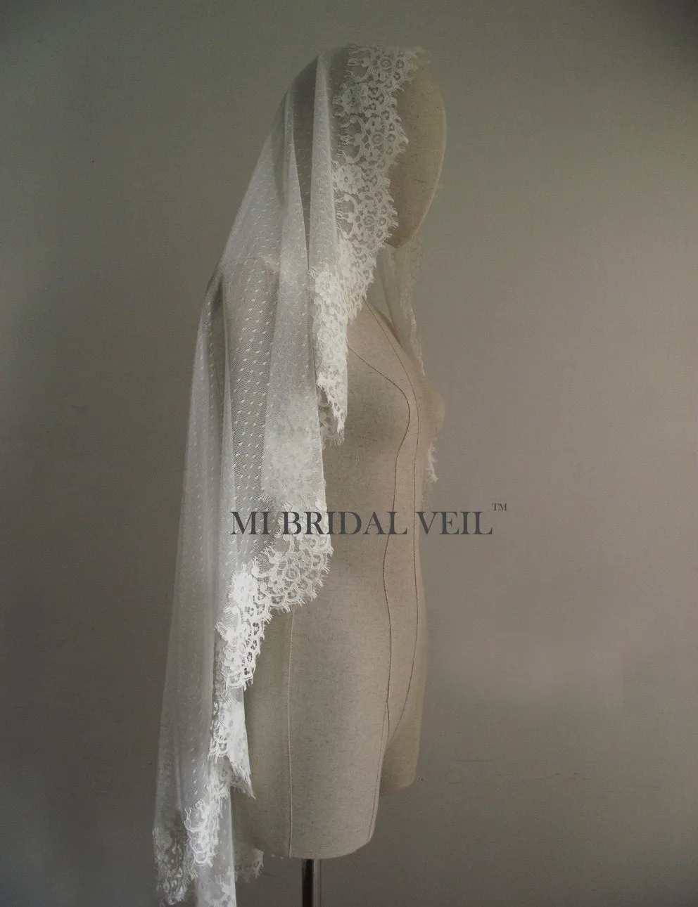 Polka Dot Veil, Mantilla Lace Wedding Veil, Vintage Inspired Rose Lace Bridal Veil Mi Bridal